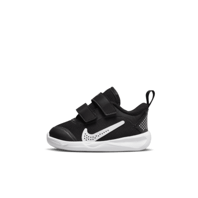 Finish Line Sport & Swimwear Sportswear Sports Shoes Kids Toddler Omni Multi-Court Hook-and-Loop Basketball Shoes in Black/Black Size 2.0 