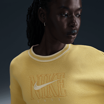 Nike Sportswear Phoenix Fleece Women's Oversized Graphic Crew-Neck Sweatshirt