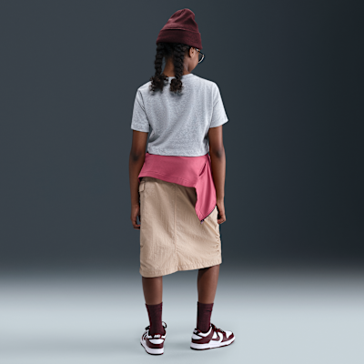 Nike Sportswear Big Kids' (Girls') Cropped T-Shirt