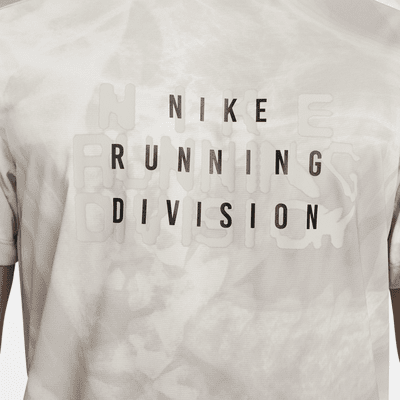 Nike Dri-FIT Run Division Rise 365 Men's Short-Sleeve Running Top