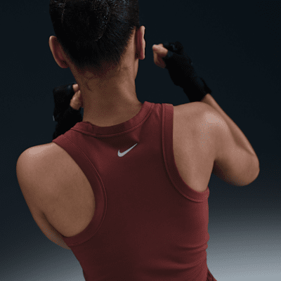 Nike One Fitted Women's Dri-FIT Cropped Tank Top