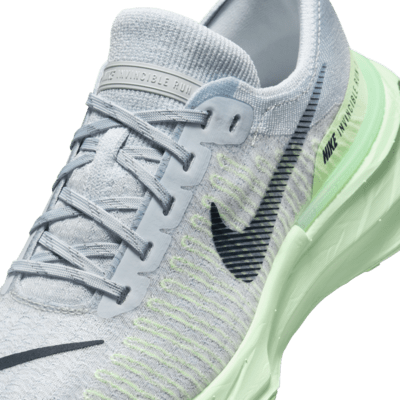 Tenis de correr en pavimento para mujer Nike Invincible 3