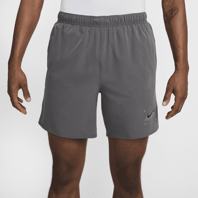 Nike Challenger Shorts mit Futter (ca. 18 cm, Herren)