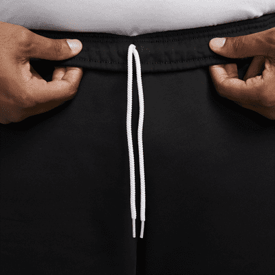 Nike Solo Swoosh Fleece Shorts