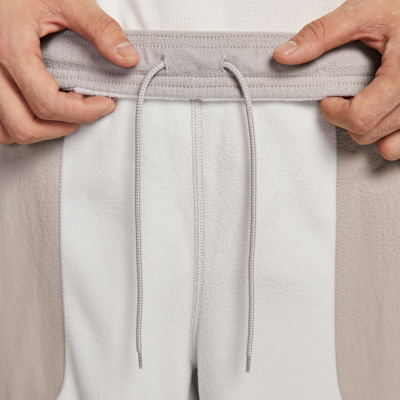 ナイキ ACG "Wolf Tree" プラス フリース パンツ