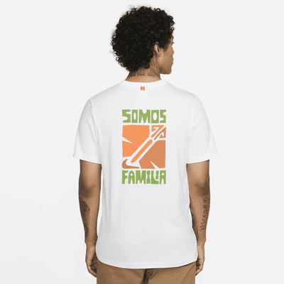 Nike Sportswear Somos Familia Men's T-Shirt