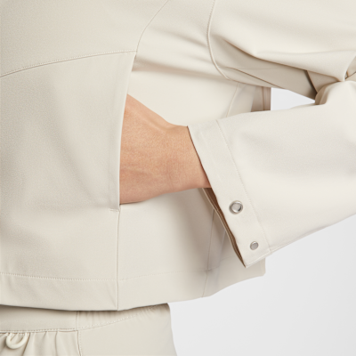 나이키 24.7 퍼펙트스트레치 여성 드라이 핏 루즈 핏 크롭 재킷