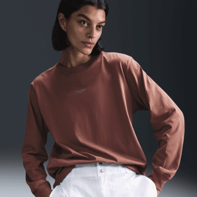 Nike Sportswear Women's Loose Long-Sleeve T-Shirt