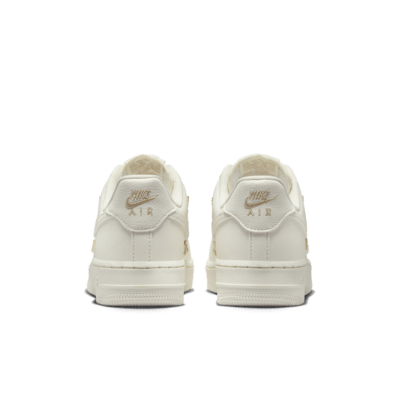 Chaussure Nike Air Force 1 '07 LX pour femme