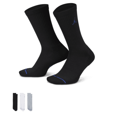 Jordan Everyday Crew Socks (3 pairs). Nike NO