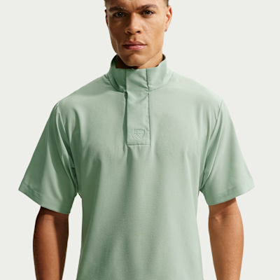 Nike Tailored Performance Men's Dri-FIT Loose Short-Sleeve Golf Windshirt