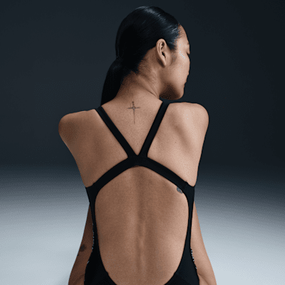 Nike Fusion Logo Tape Traje de baño de una pieza con diseño Fastback
