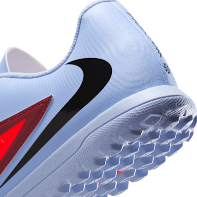 Nike Phantom 6 Low Club Halı Saha Kramponu