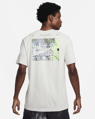 Men's Nike Sportswear Chameleon Graphic T-Shirt