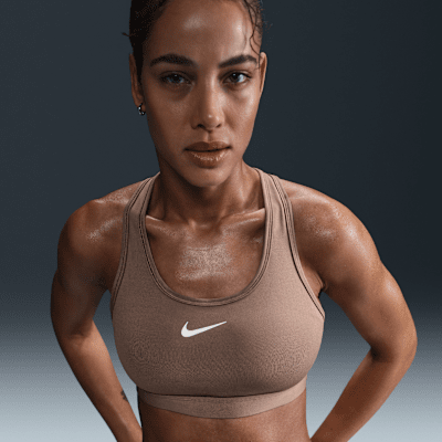 Brassière de sport rembourrée Nike Swoosh Medium Support pour femme