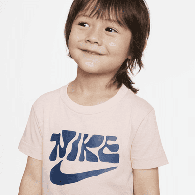 Playera infantil con gráfico Nike Cody Hudson. Nike.com