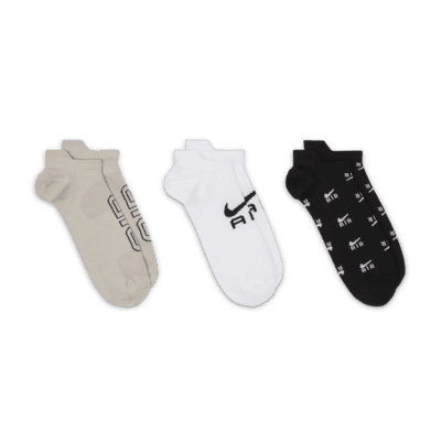 Nike Air Dri-FIT Everyday Plus Lightweight No-Show Socks (3 Pairs)