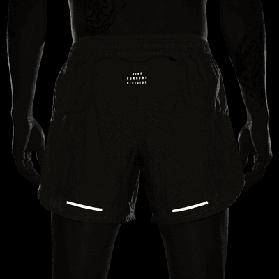 Shorts de correr Dri-FIT de 13 cm con forro de ropa interior para hombre Nike Stride Running Division