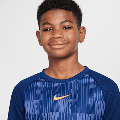 Nike Academy Older Kids' Dri-FIT Short-Sleeve Football Top