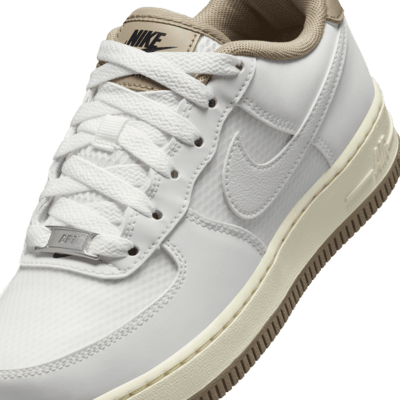 Nike Air Force 1 LV8 大童鞋款