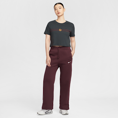 Nike Sportswear Club Women's Loose Cropped T-Shirt
