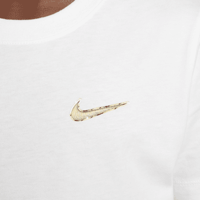 Playera para niños talla grande Nike Sportswear