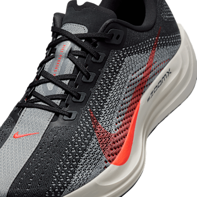 Nike Pegasus Plus Straßenlaufschuh (Herren)
