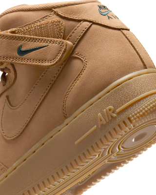 Nike Air Force 1 中筒