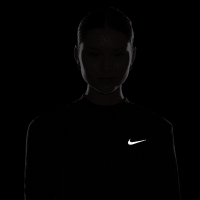 Nike Swift Dri-FIT langermet løpeoverdel med høy hals til dame