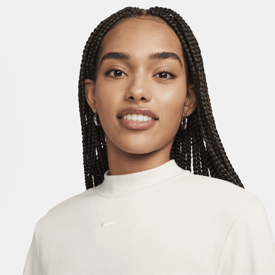 Nike Sportswear Chill Terry Women's Crew-Neck Cropped French Terry Top