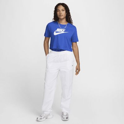 Playera cropped con logotipo para mujer Nike Sportswear Essential