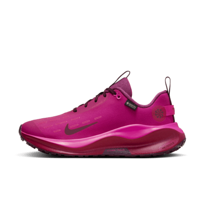 Nike hotsell pink running