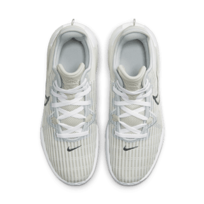 LeBron Witness 6 EP Basketball Shoes