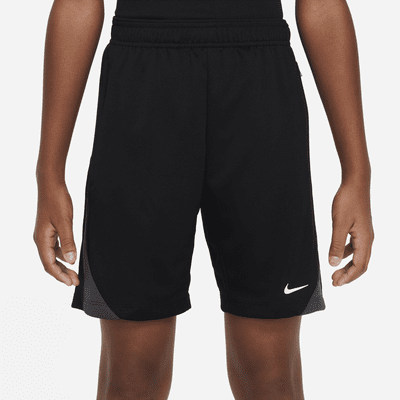 Nike Dri-FIT Strike Older Kids' Football Shorts. Nike UK