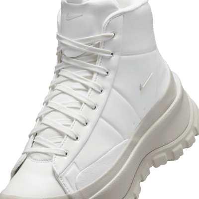 Nike Blazer Roam Mid Women's Winterized Shoes