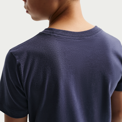 Nike Sportswear Older Kids' T-Shirt