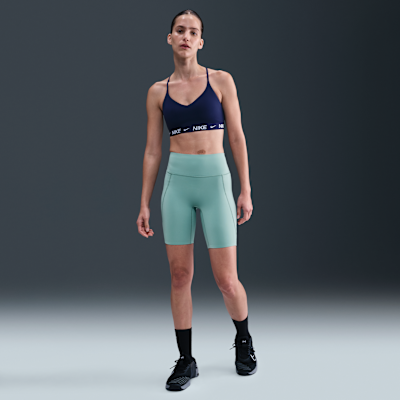 Nike Universa