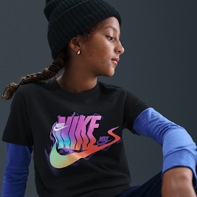 Nike Sportswear Older Kids' T-Shirt