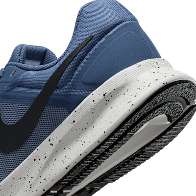 Nike Run Swift 3 Men's Road Running Shoes (Extra Wide)