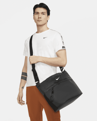 nike sportswear essentials tote