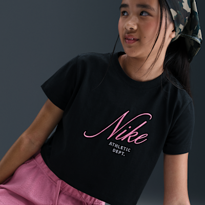 Nike Sportswear Big Kids' (Girls') Cropped T-Shirt