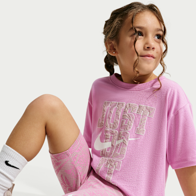 Conjunto de dos piezas de shorts de ciclismo para niños talla pequeña Nike Lace It Up