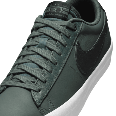 Chaussure Nike SB Blazer Low Pro GT pour homme