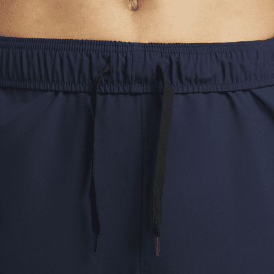 Pants Dri-FIT entallados versátiles para hombre Nike Form