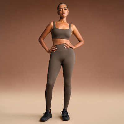 NikeSKIMS Matte Women's Scoop-Neck Bra