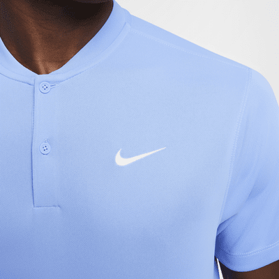 Polo de cuello en v de tenis para hombre NikeCourt Dri-FIT