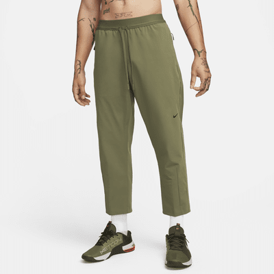 Nike A.P.S. Men's Dri-FIT Woven Versatile Pants. Nike.com