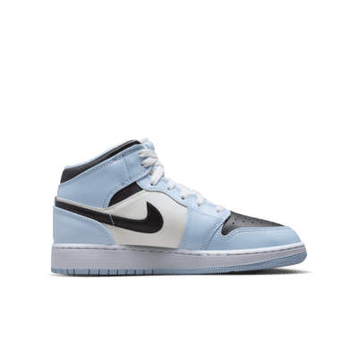 Air Jordan 1 Mid Older Kids' Shoes. Nike SG