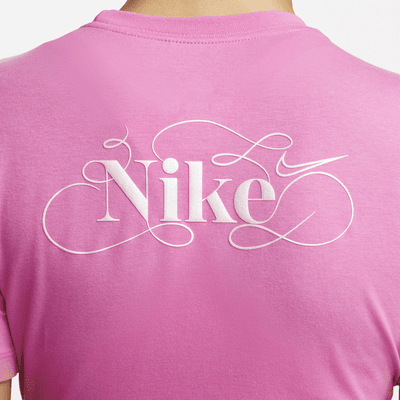 Nike Sportswear Essential Women's Slim Cropped T-Shirt