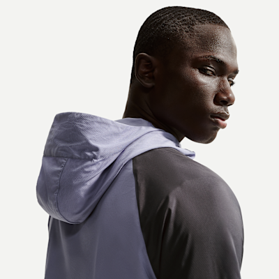 Nike Impossibly Light Windrunner Erkek Koşu Ceketi